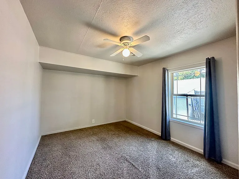 4616 Peck Dr — Photo 21