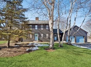 10562 Town Hall Rd, Belvidere, IL 61008