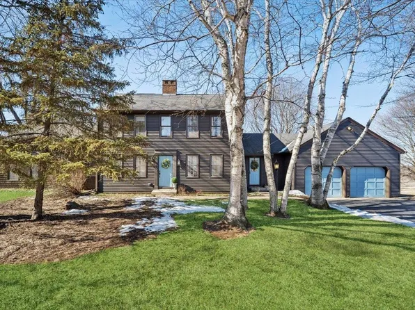 10562 Town Hall Rd, Belvidere, IL 61008