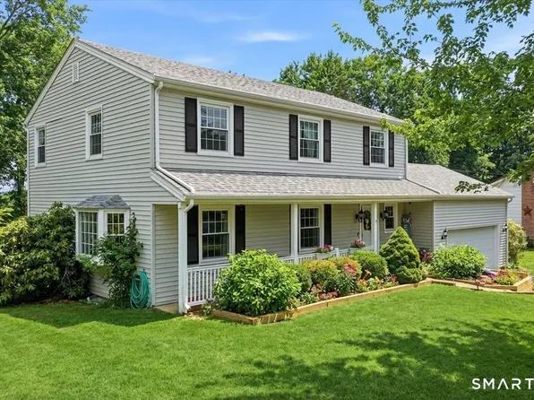 15 Ferry View Drive, Ledyard, CT 06335