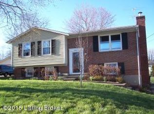 12527 Echo Bridge Rd, Middletown, KY 40243