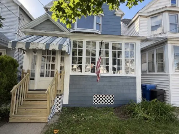 (undisclosed Address), Albany, NY 12206