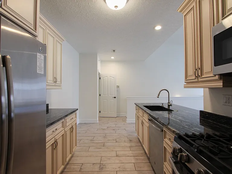 1000 Adams Pointe Blvd — Photo 18
