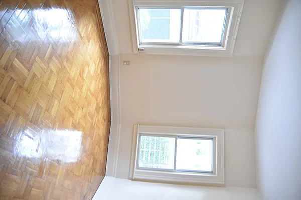 Rented by Giaps Realty Group LLC | media 13