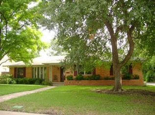1206 Laurel Ln, Richardson, TX 75080