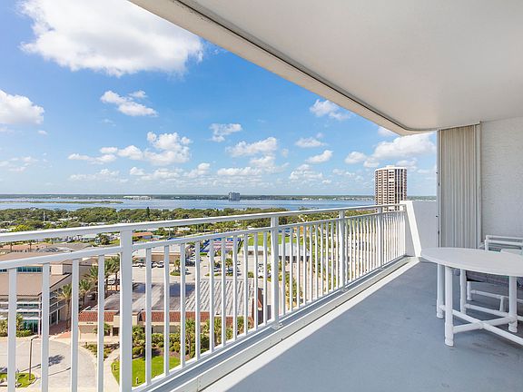 4th image of 3047 S Atlantic Ave APT 1101