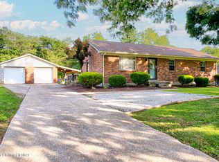 1329 Wales Run Rd, Mount Washington, KY 40047
