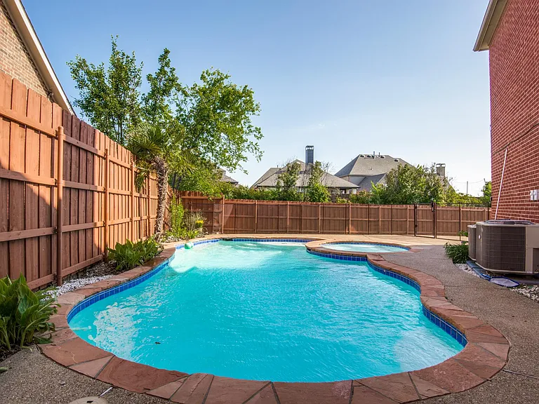 2500 Sir Tristram Ln — Photo 29