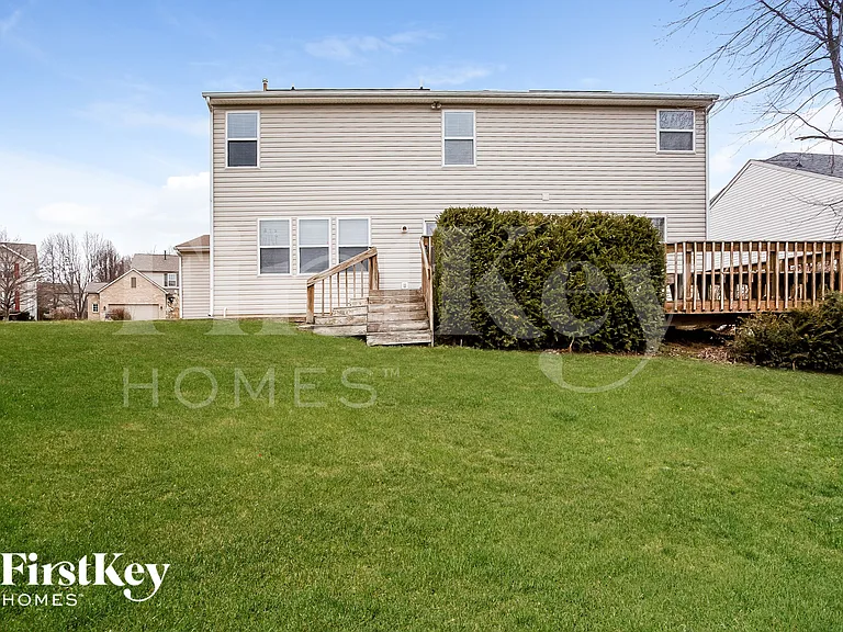 11749 Gatwick View Dr — Photo 16