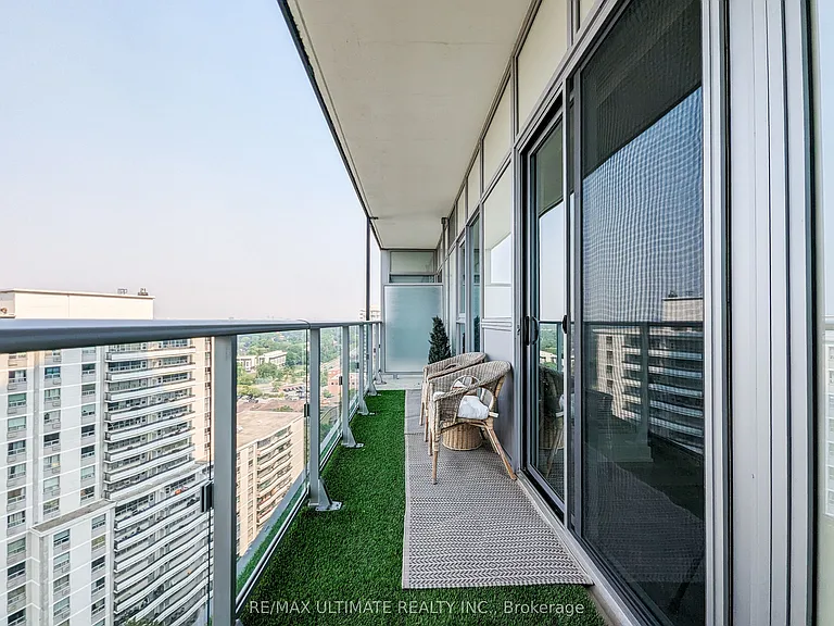5180 Yonge St #1412 — Photo 28