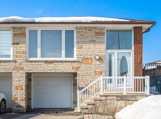 3392 Homark Dr, Mississauga, ON L4Y 2K7