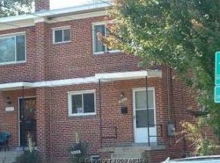 5201 Deal Dr, Oxon Hill, MD 20745