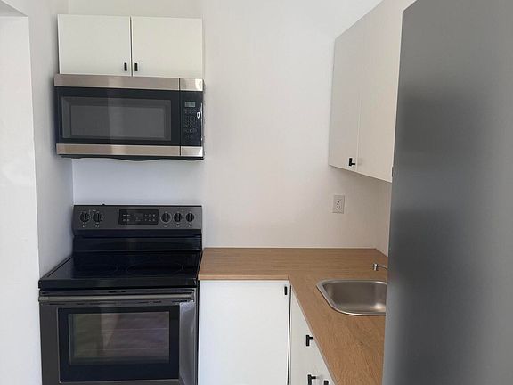 2nd image of 8211 Biscayne Blvd #3