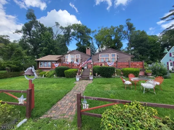 40 W Shore Trl, Sparta Twp., NJ 07871