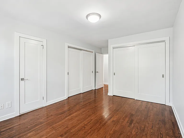1130 Pelham Pkwy S #1C — Photo 8