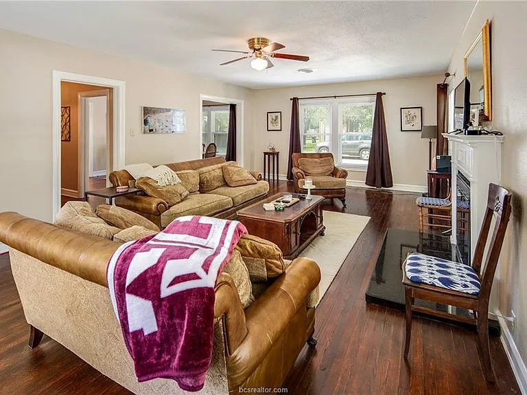 1206 Walton Dr #HOUSE — Photo 4