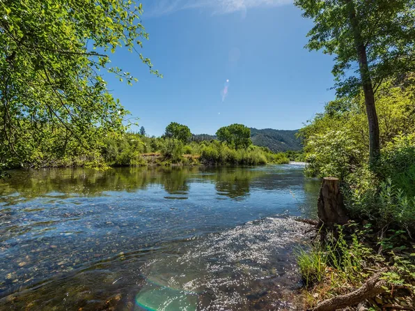 901 Dutch Creek Rd, Junction City, CA 96048