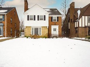 3818 Bushnell Rd, University Heights, OH 44118