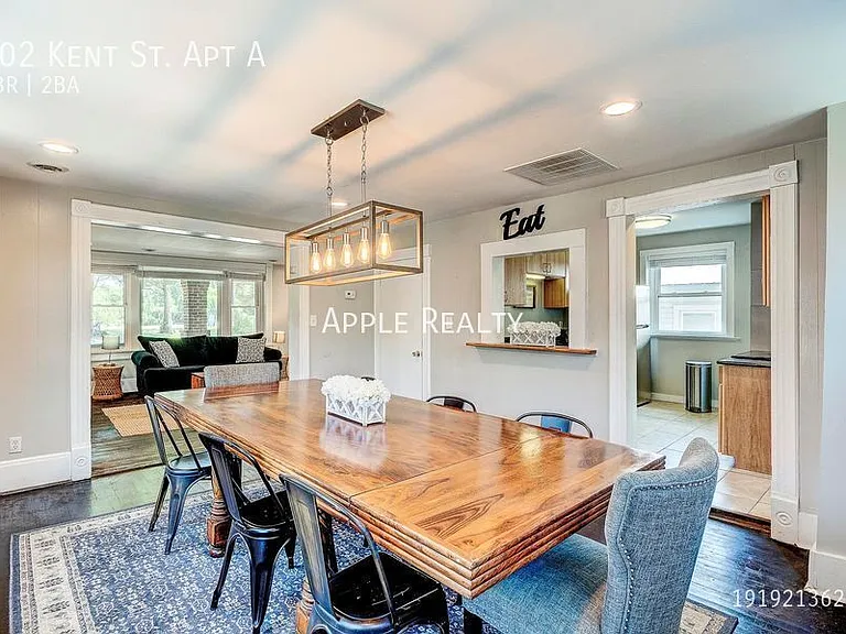 802 Kent St #A — Photo 11