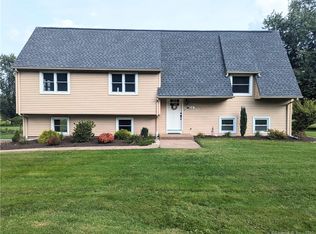 414 Niederwerfer Rd, South Windsor, CT 06074