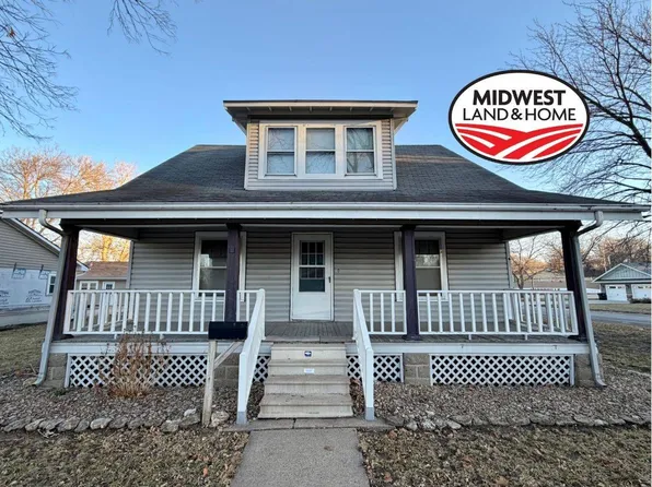 1010 Jackson St, Marysville, KS 66508