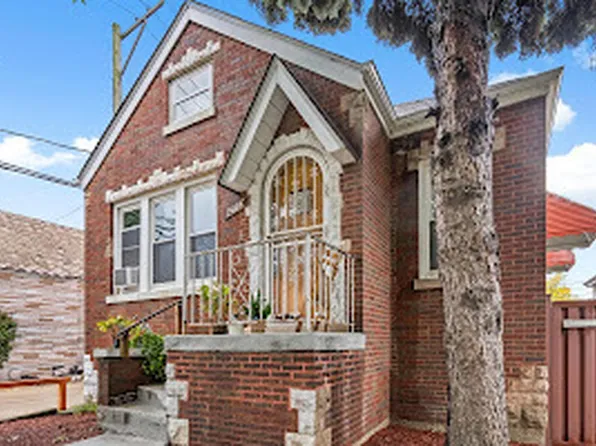 2415 W 47th Pl, Chicago, IL 60632