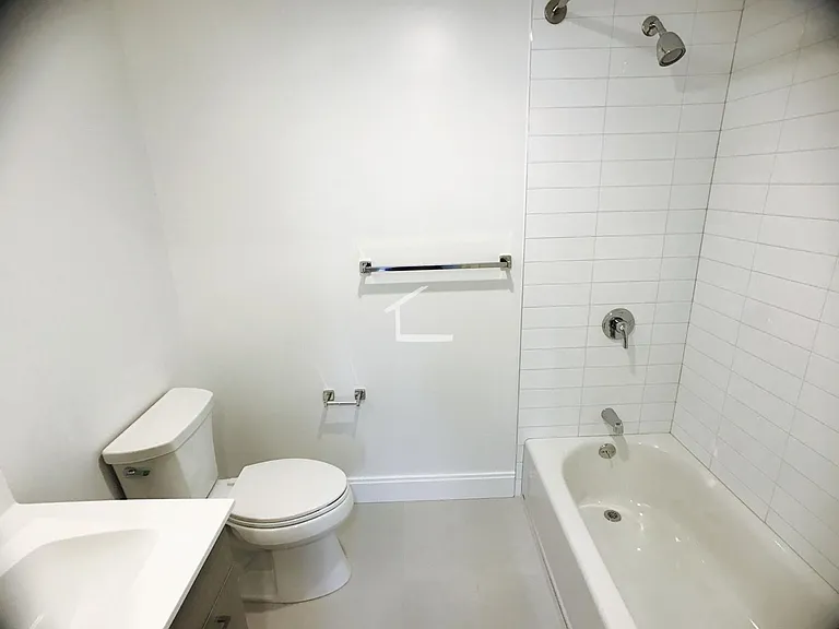 30 Malvern St #5 — Photo 8