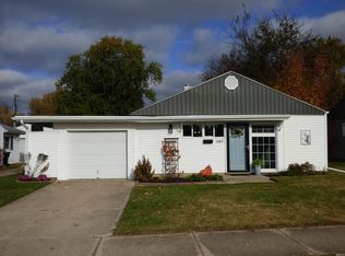 1147 Dennis Dr, South Bend, IN