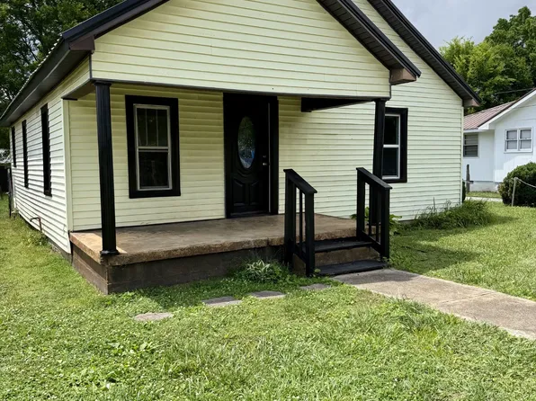 125 Walnut St, Cowan, TN 37318
