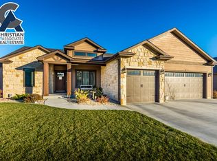 3004 Back 9 Cir, Manhattan, KS 66503