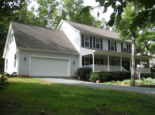 24 Stonewall Rd, Palmyra, VA 22963