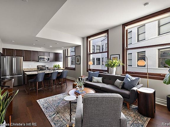 5th image of 1 Park Ave APT 1604