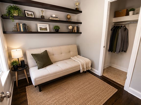 4th image of 1721 N Artesian Ave #2