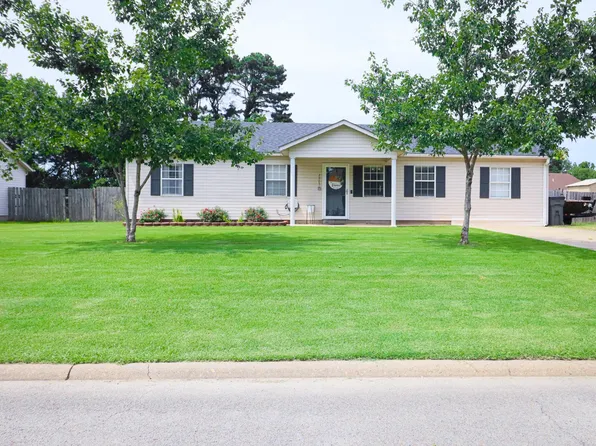 2905 Clifft St, Paragould, AR 72450