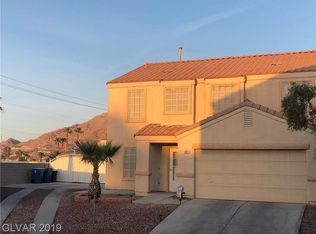 392 Searchlight Dr, Las Vegas, NV 89110