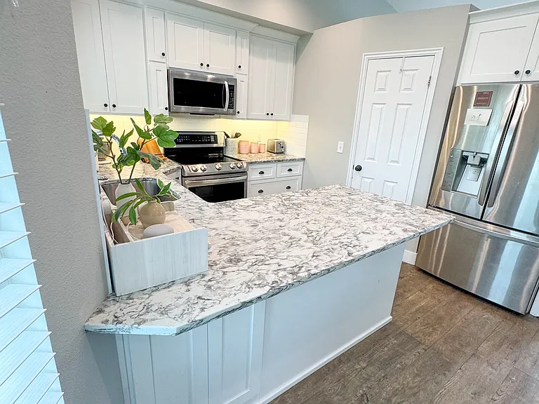 309 S 1800 W — Photo 7