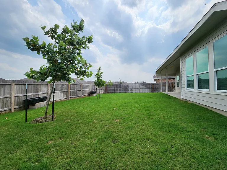 5923 Corsicana Cv — Photo 20