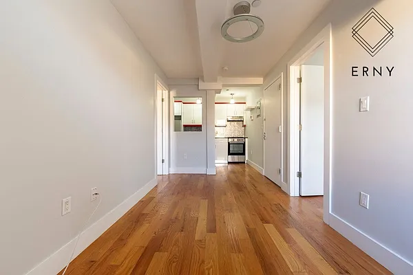 Rented by ERNY LLC | media 2