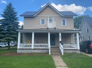 1021 5th Ave #1, Eau Claire, WI 54703