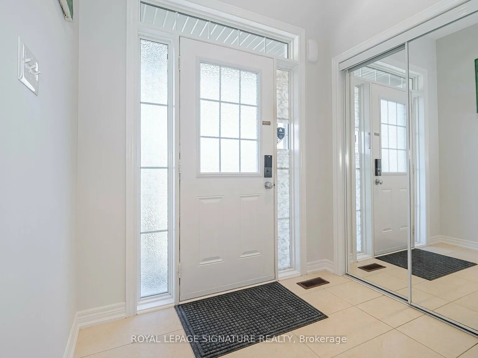 3 bed, $4,500 — Photo 4