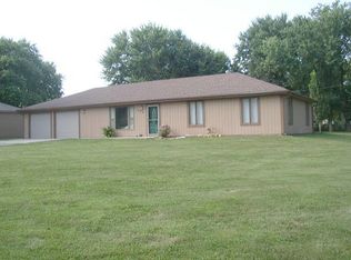 400 W Mulberry St, Cleveland, MO 64734