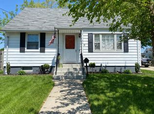70 Lawrence St, Fords, NJ 08863