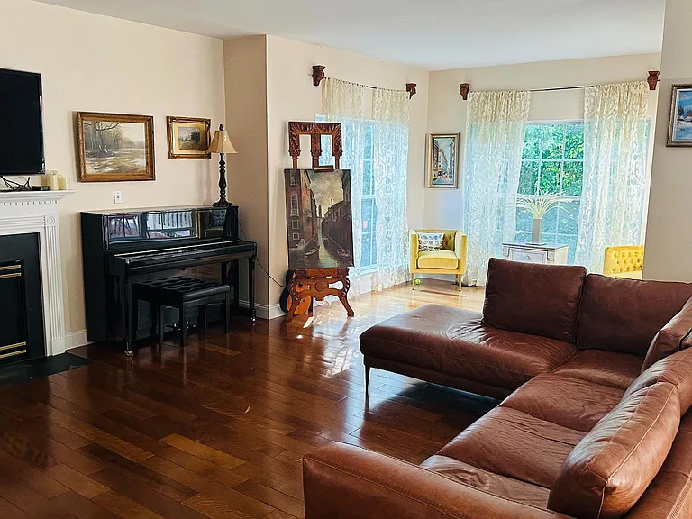 21355 Fernbrook Ct — Photo 17