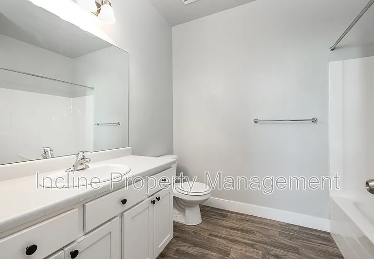 654 N Emery Ln — Photo 9