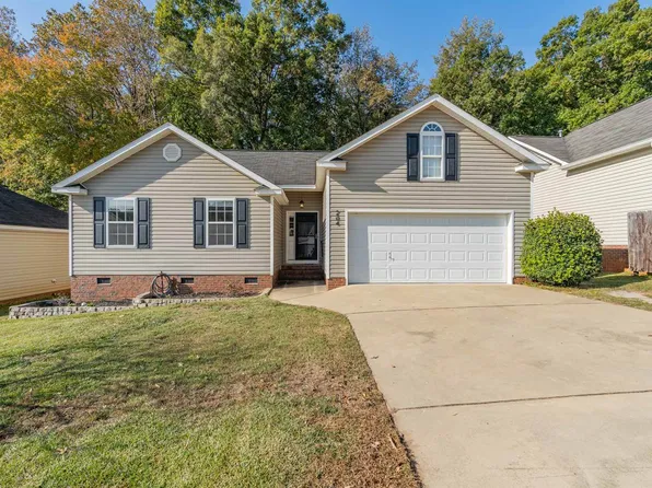 204 Kwanzan Dr, Lexington, SC 29072
