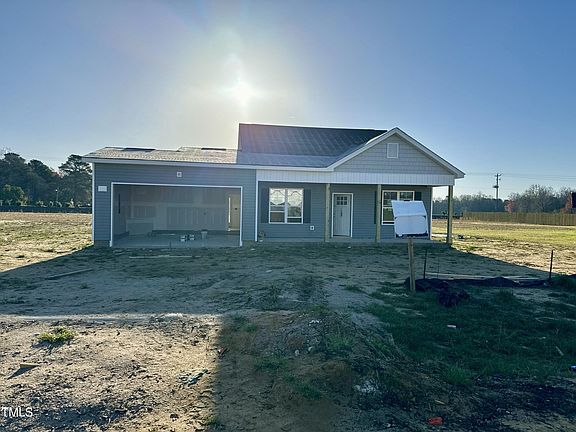 2nd image of 104 Sawyer Mill Dr