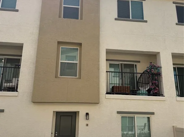 12328 Golden Wreath Rd #3, Las Vegas, NV 89183
