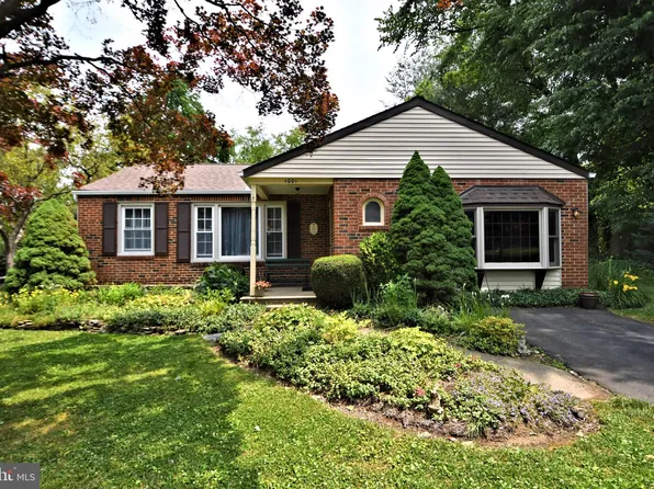 1001 Edann Rd, Oreland, PA 19075