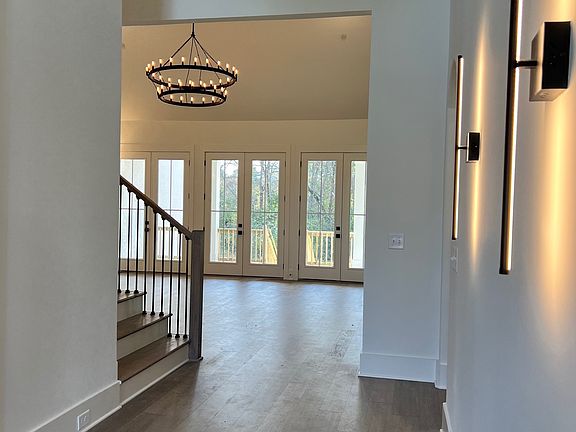 3rd image of 1011 Sinatra Dr Lot 2