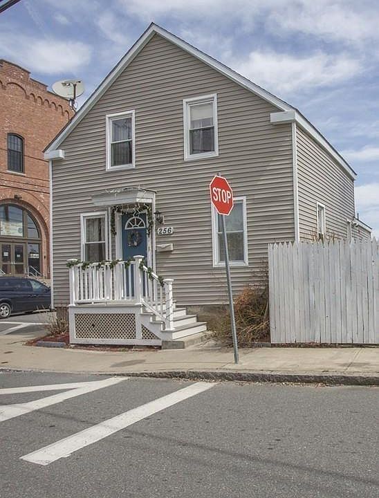 256 Chancery St, New Bedford, MA 02740 Zillow